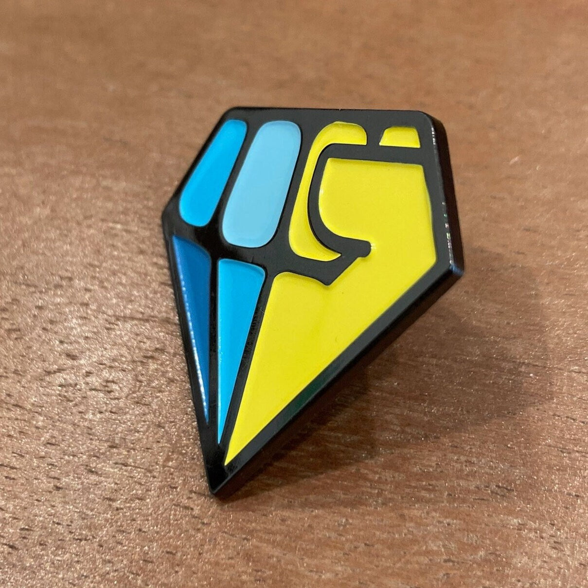 Diamond Hands Lapel Pin